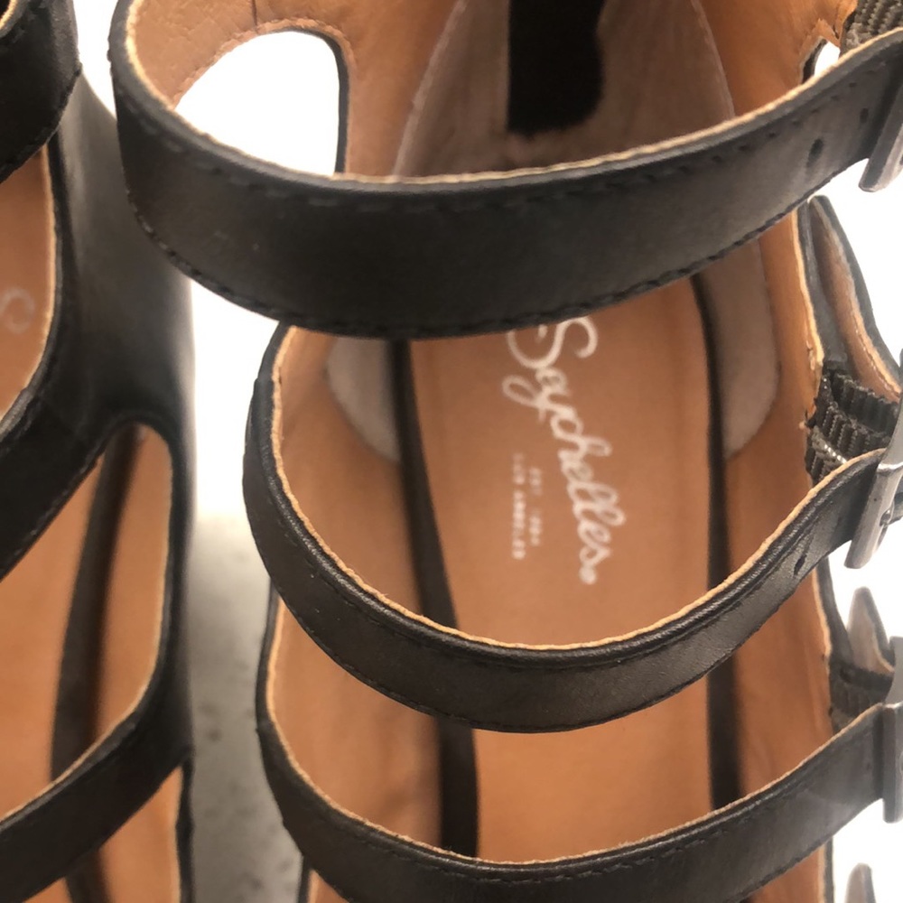 Seychelles Black Strappy Heeled Sandals - Picture 3 of 6